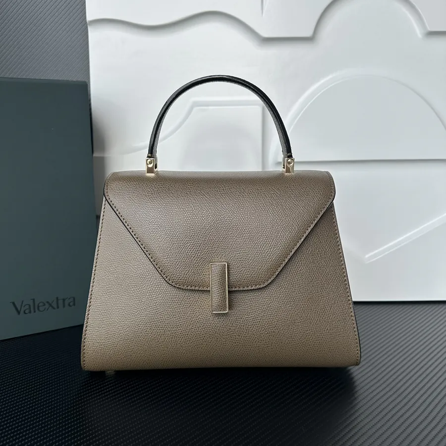 Valextra Iside Minimalist Design with Grained Calfskin Interior