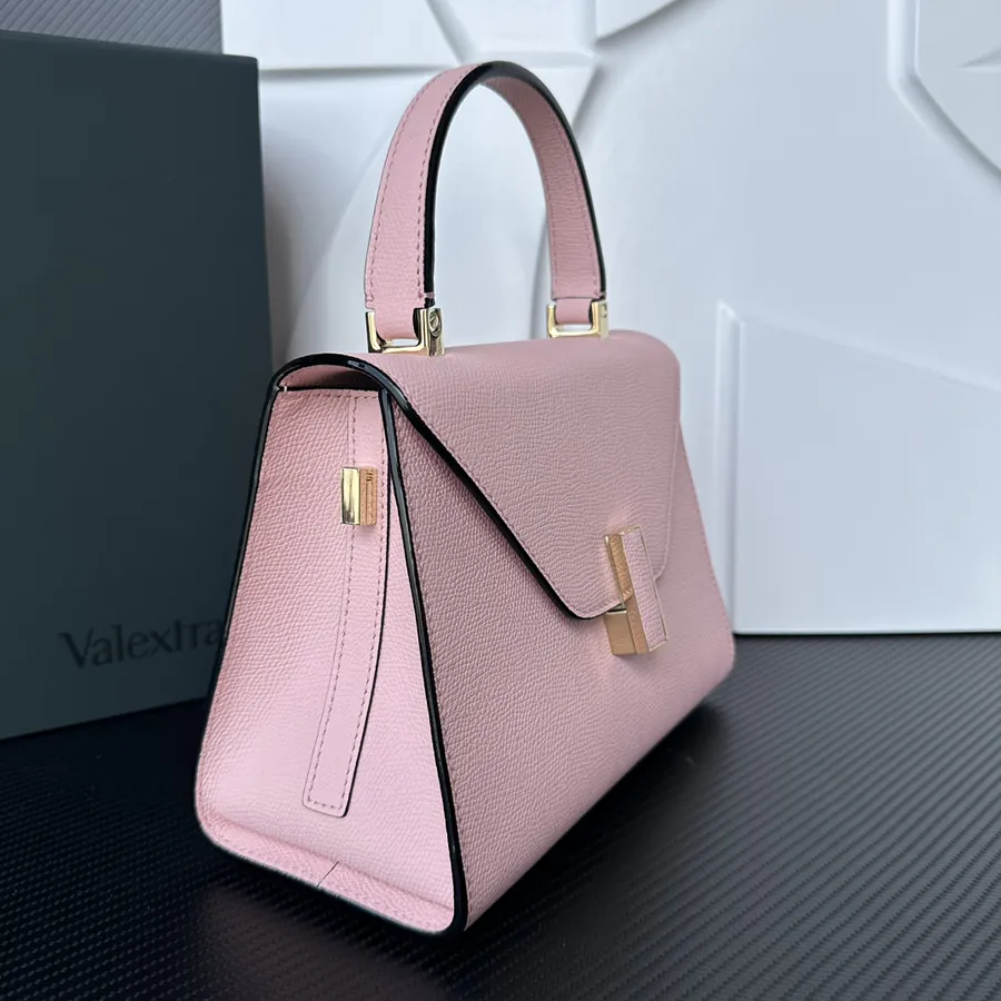 Valextra Iside Minimalist Design with Grained Calfskin