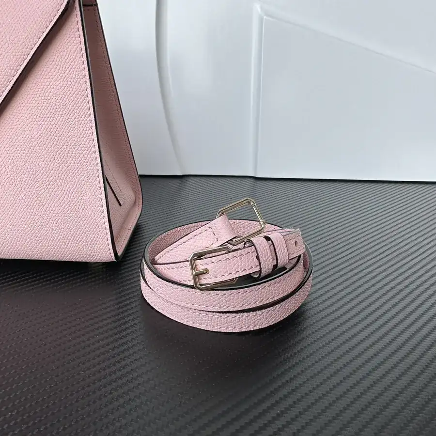 Valextra Iside Minimalist Design with Grained Calfskin