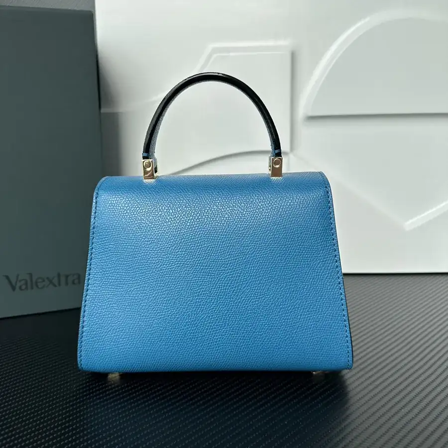 Valextra Iside Minimalist Design with Grained Calfskin