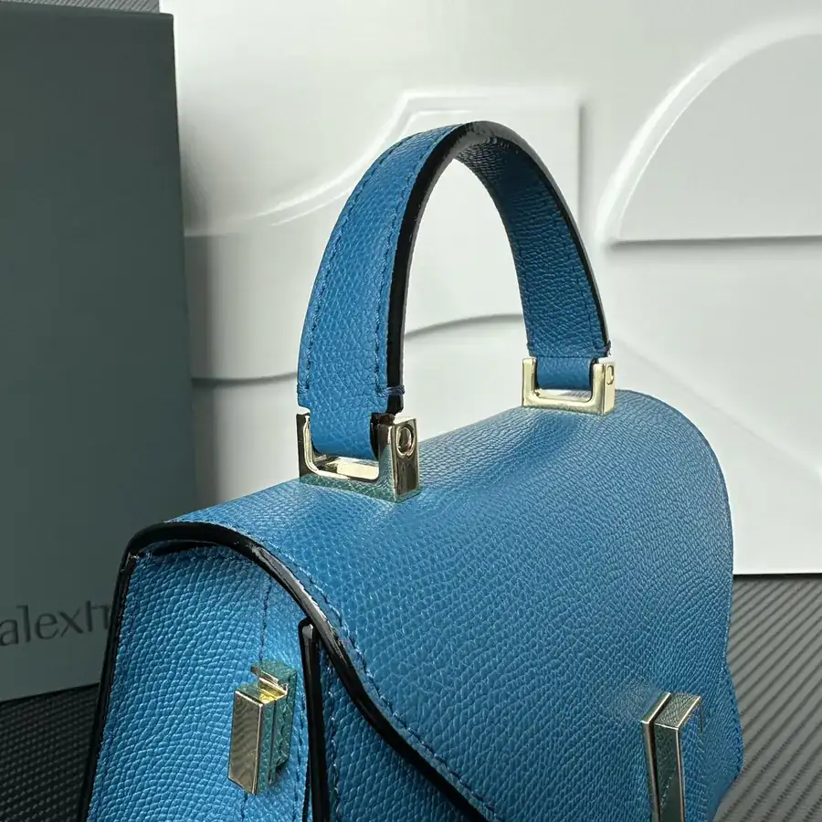 Valextra Iside Minimalist Design with Grained Calfskin