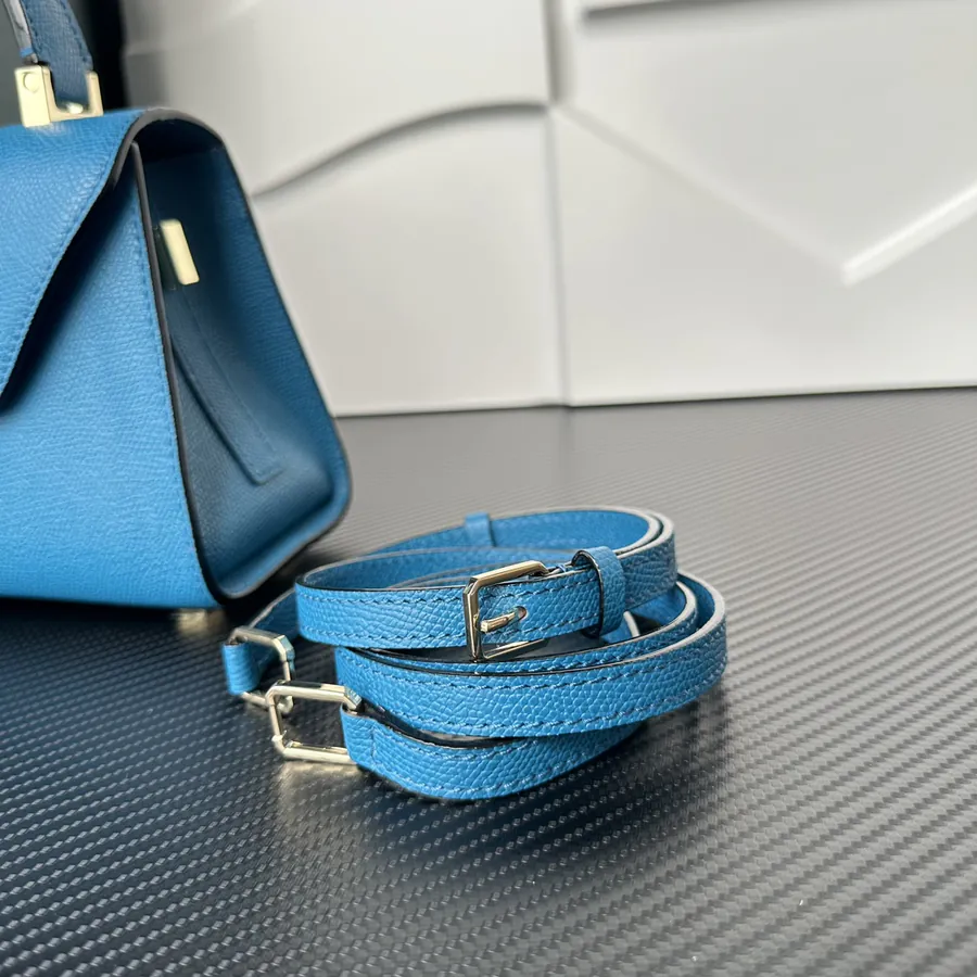 Valextra Iside Minimalist Design with Grained Calfskin
