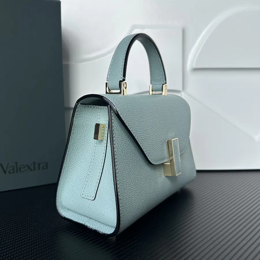 Valextra Iside Minimalist Design with Grained Calfskin Interior
