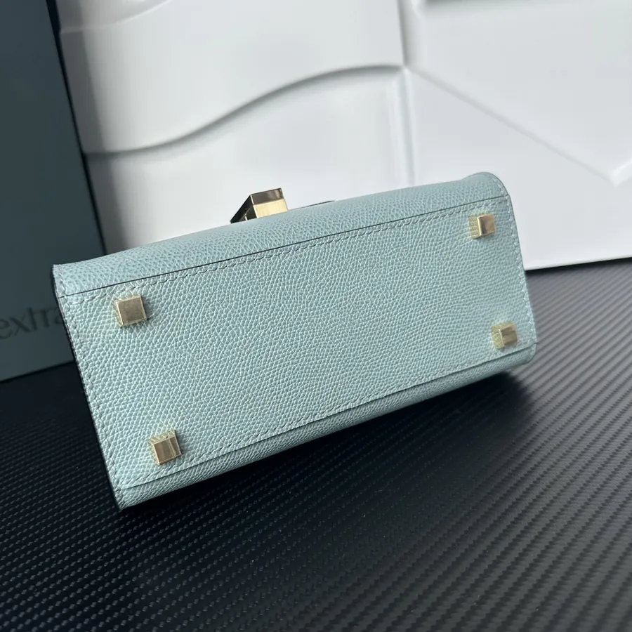 Valextra Iside Minimalist Design with Grained Calfskin Interior