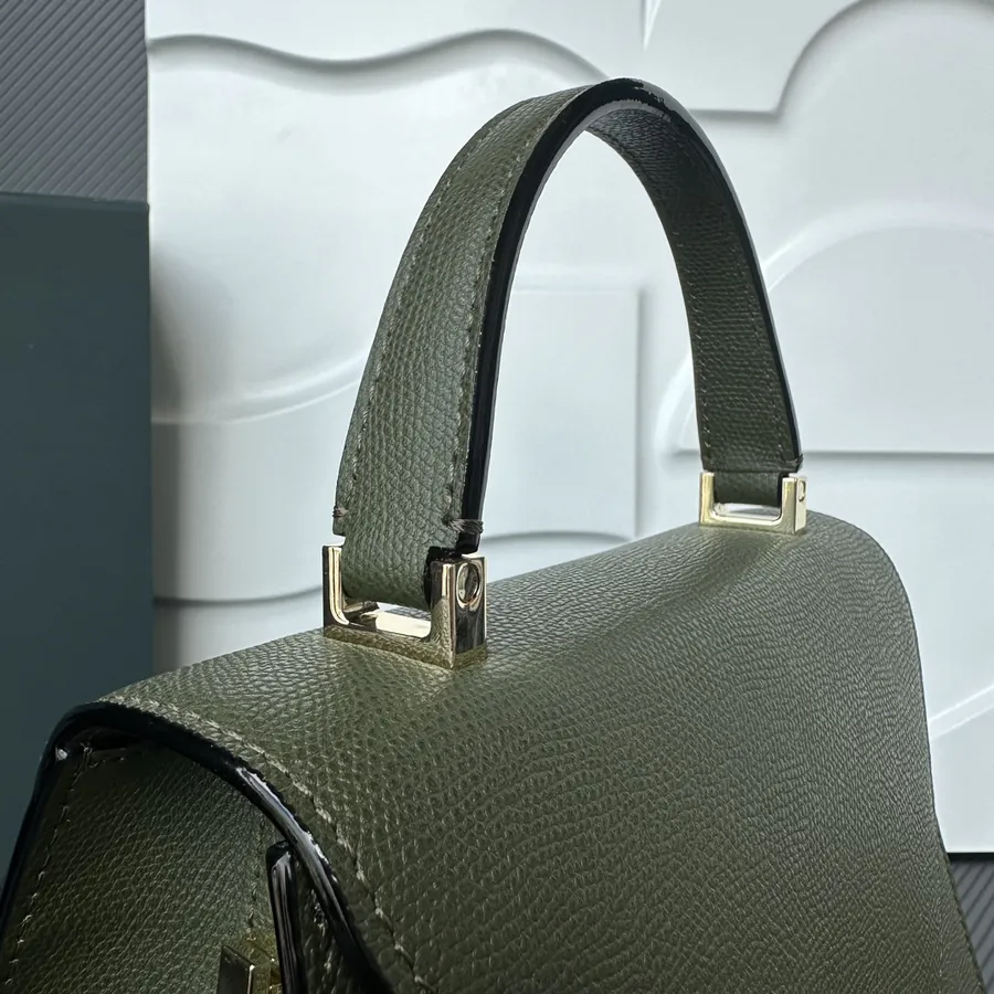 Valextra Iside Minimalist Design with Grained Calfskin Interior