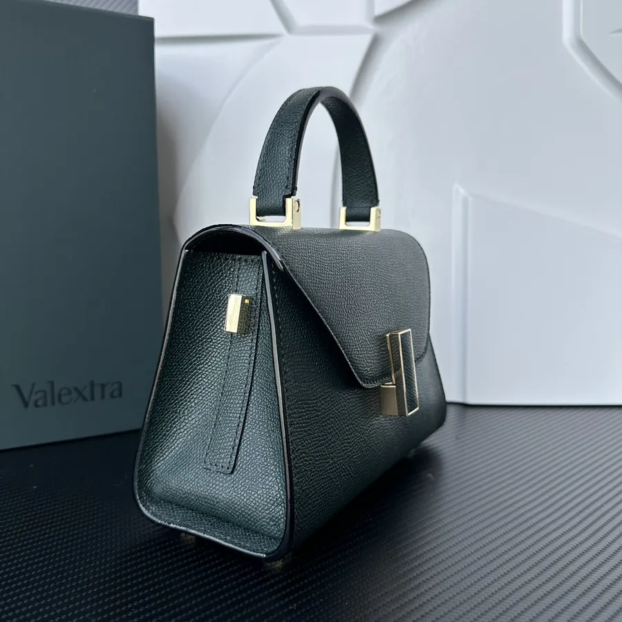 Valextra Iside Minimalist Design with Grained Calfskin