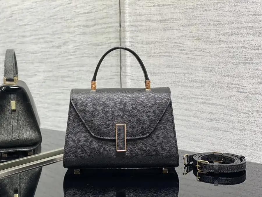 Mini Black Wallet Valexstra's Iconic Design