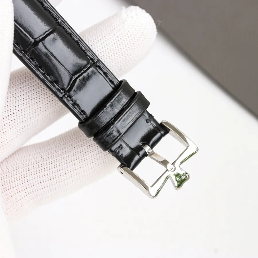 Vacheron Constantin Super Thin Watch, 316L Stainless Steel Case, Grained Calfskin Strap