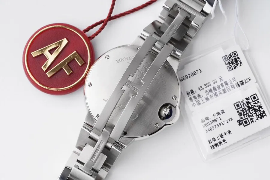 CARTIER Blue Balloon 33mm Watch