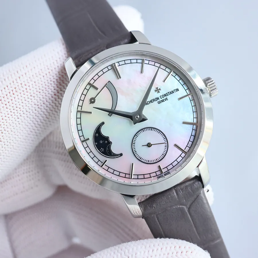 江诗丹顿传袭系列月相腕表 36mm 白金表壳