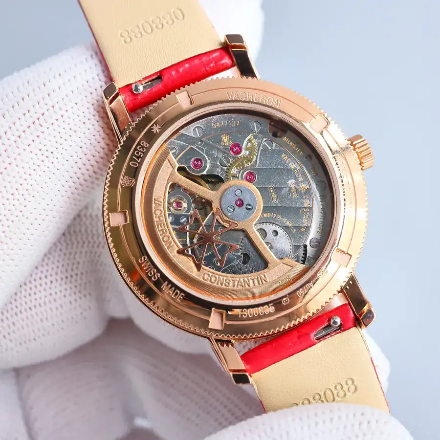 江诗丹顿传袭系列月相腕表 36mm 白金表壳