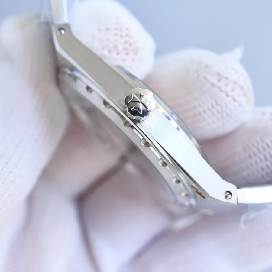 Historic Masterpieces Series Luxury Sports Watch by Jaeger LeCoultre