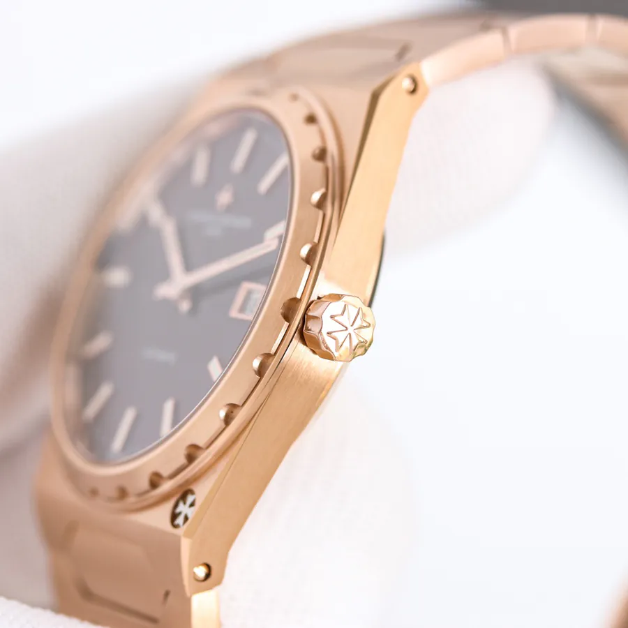 Historic Masterpieces Luxury Sports Watch by Jaeger LeCoultre