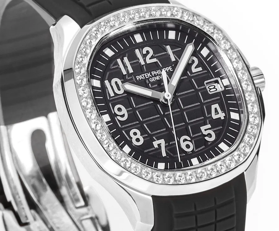 Patek Philippe Aquanaut Luce 5268R, Modern Casual Style Watch