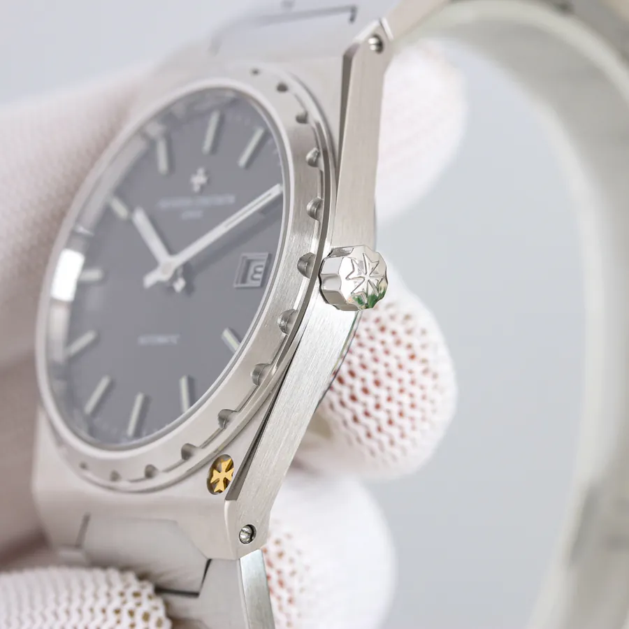 Historic Masterpieces Series Luxury Sports Watch by Jaeger LeCoultre