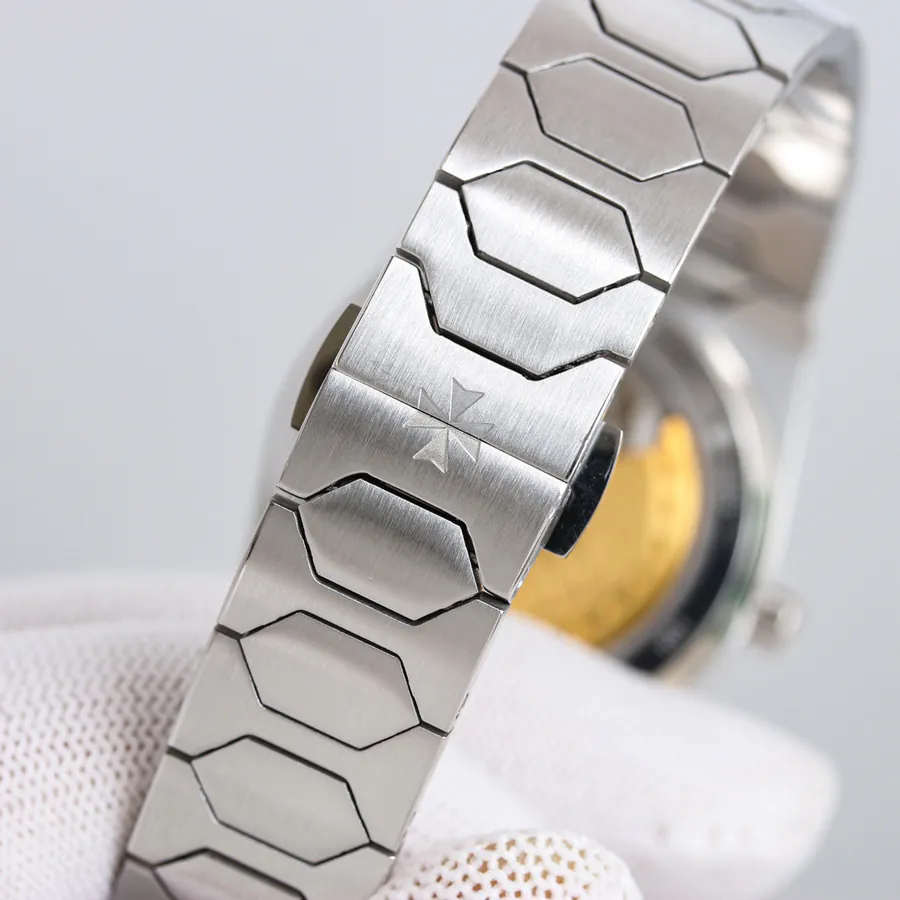 Historic Masterpieces Series Luxury Sports Watch by Jaeger LeCoultre