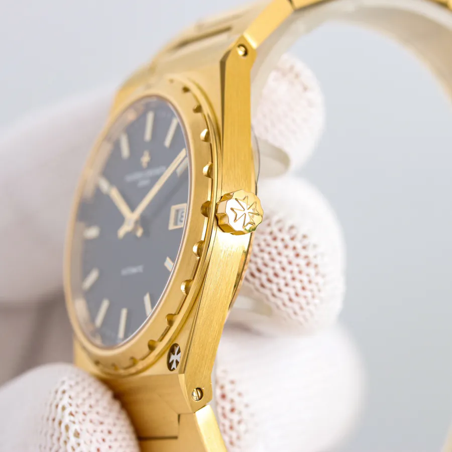 Historic Masterpieces Series Luxury Sports Watch by Jaeger LeCoultre