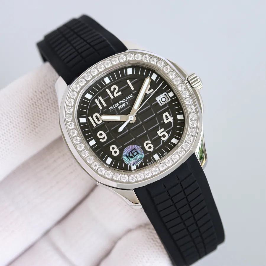 GR Patek Philippe Aquanaut Luce 5268 Modern Leisure Style Watch
