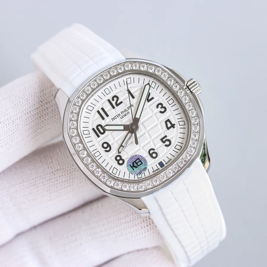 White Diamond 1500, Rose Diamond 1550 (New Clasp +50) Patek Philippe Aquanaut Luce5268