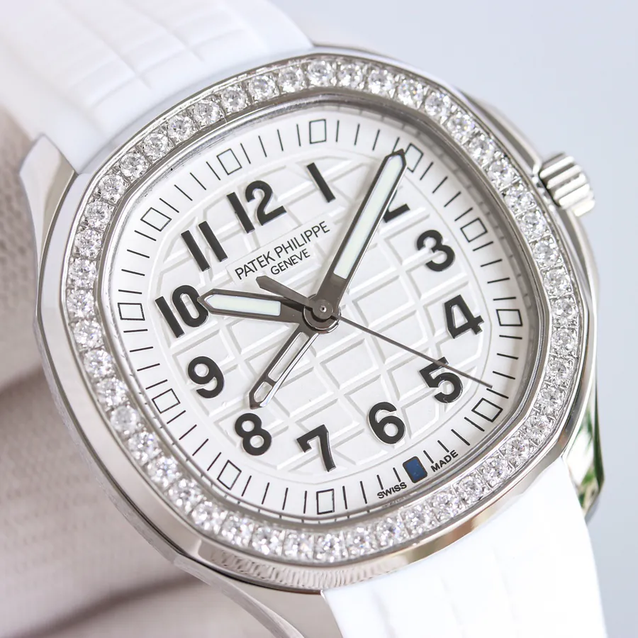 White Diamond 1500, Rose Diamond 1550 (New Clasp +50) Patek Philippe Aquanaut Luce5268