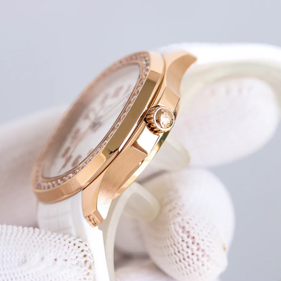 White Diamond 1500, Rose Diamond 1550 (New Clasp +50) Patek Philippe Aquanaut Luce5268