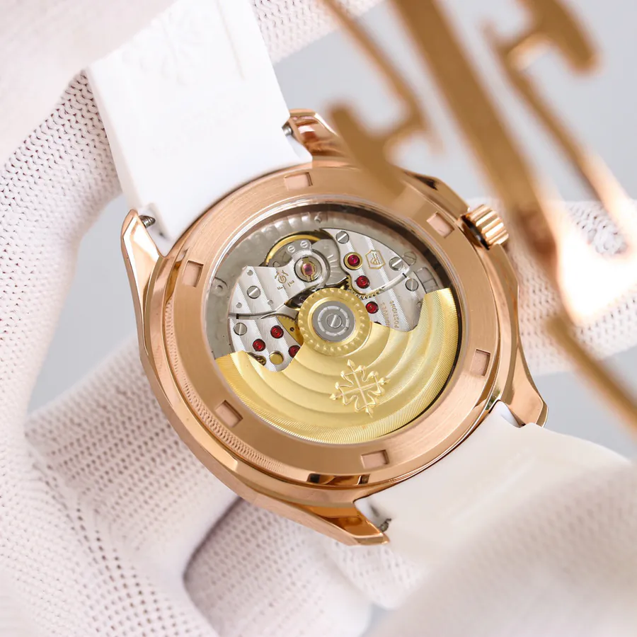 White Diamond 1500, Rose Diamond 1550 (New Clasp +50) Patek Philippe Aquanaut Luce5268
