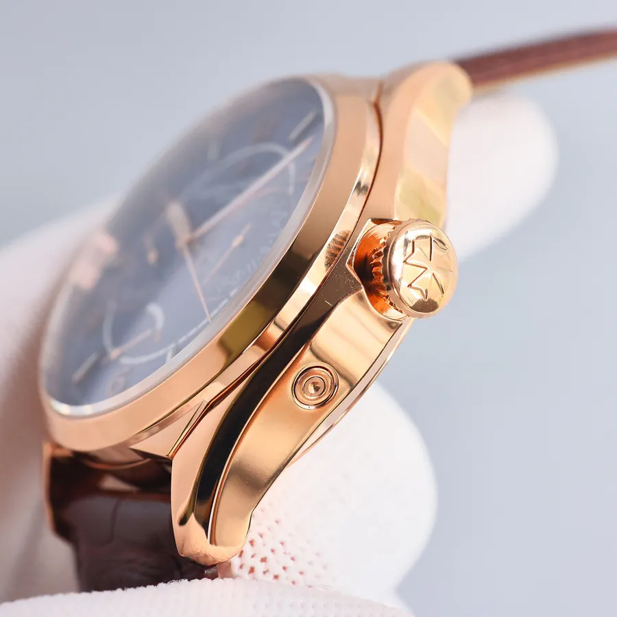 Jaeger LeCoultre 55 Series Luxury Watch with Exceptional Craftsmanship