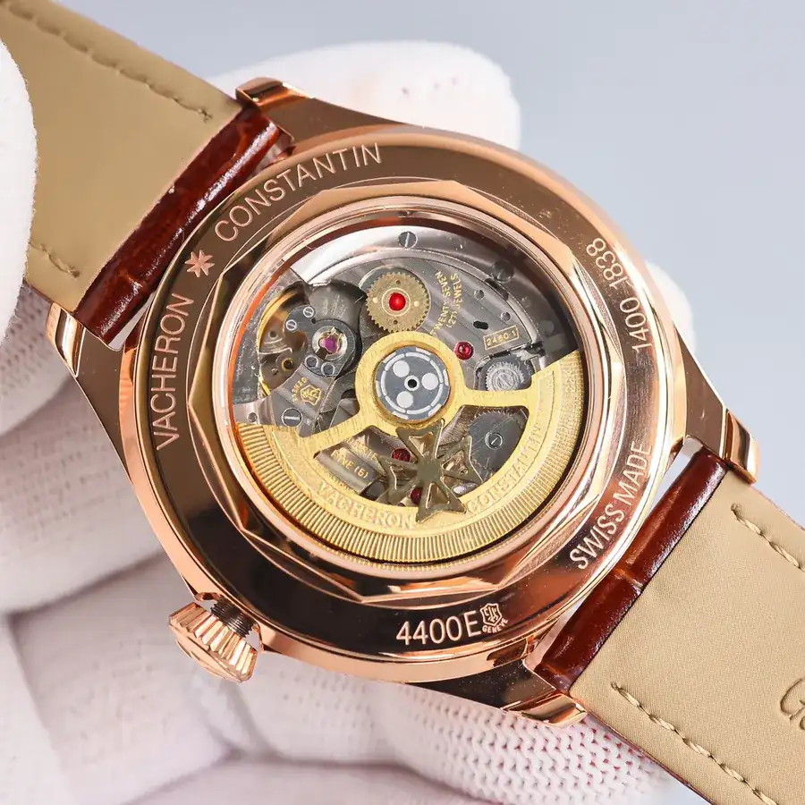 Jaeger LeCoultre 55 Series Luxury Watch with Exceptional Craftsmanship
