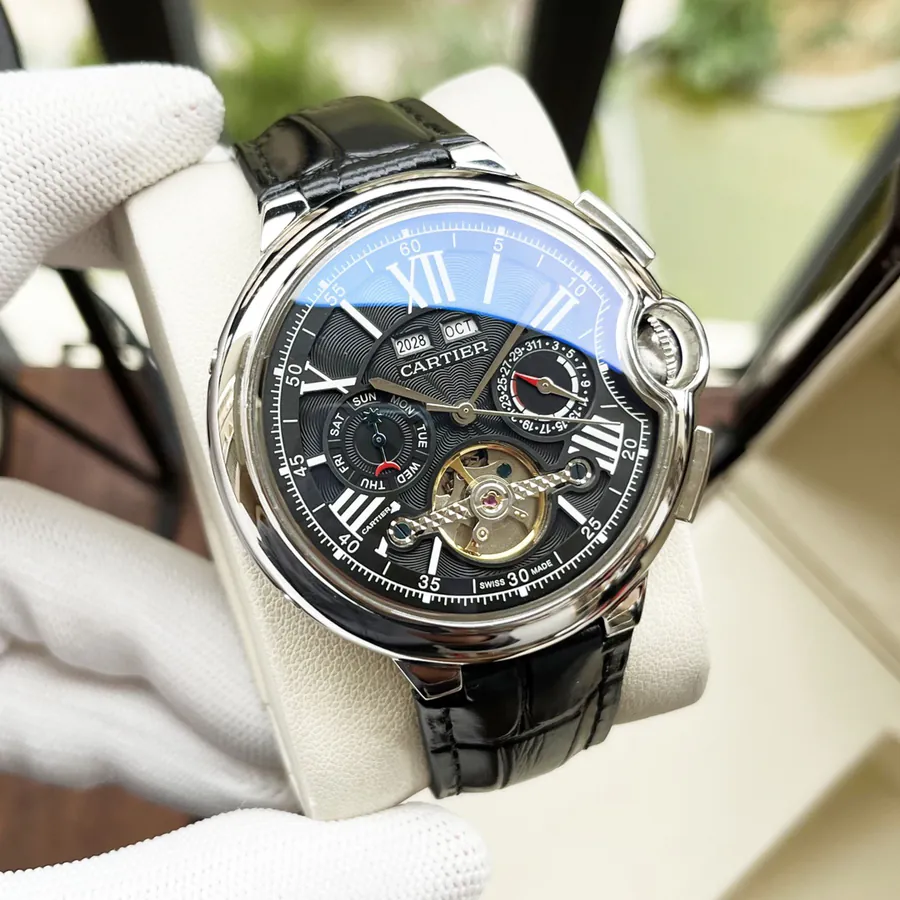 Cartier Men's Watch Classic and Elegant