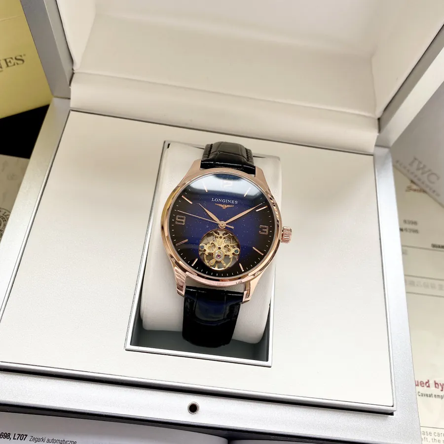 Longines Men's Watch Automatic Mechanical Movement, Grained Calfskin Strap, Elegant and Stylish