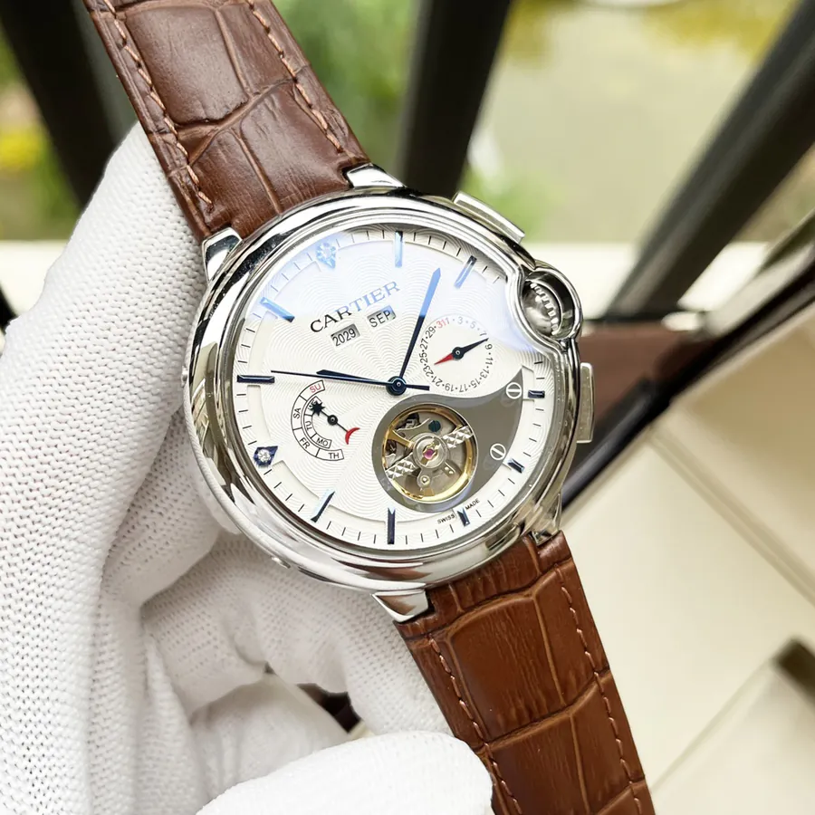 Cartier Men's Watch Simple and Elegant