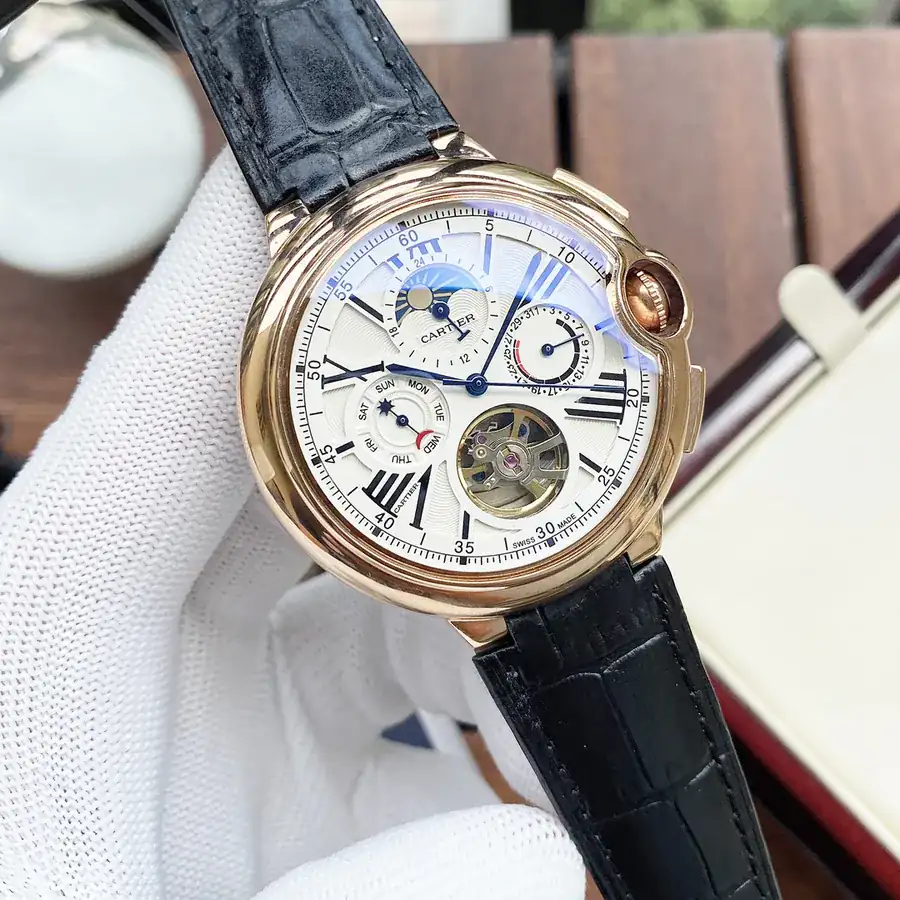 Cartier Men's Watch Automatic Mechanical Movement, Grained Calfskin Case, Leather Strap