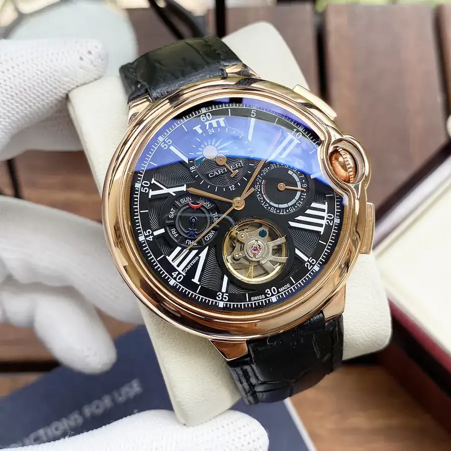 Cartier Men's Watch Automatic Mechanical Movement, Grained Calfskin Case, Leather Strap