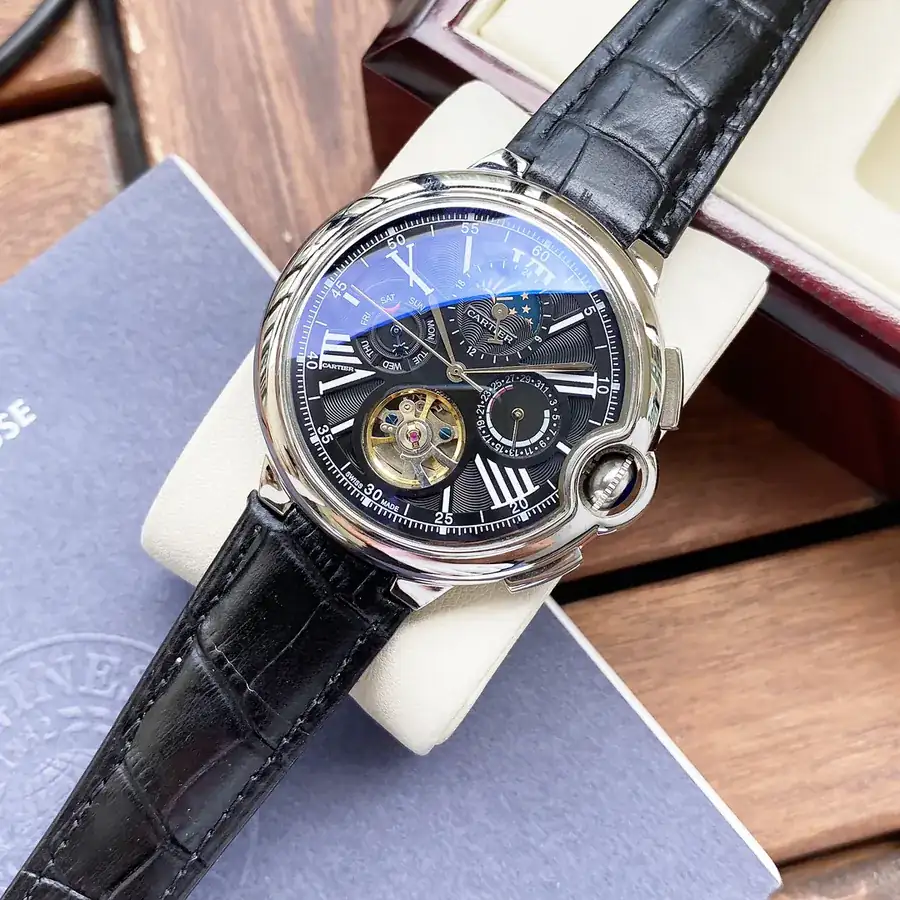 Cartier Men's Watch Automatic Mechanical Movement, Grained Calfskin Case, Leather Strap