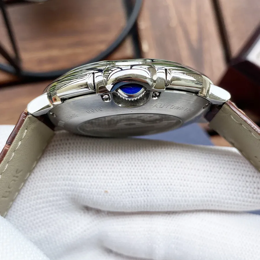 Cartier Men's Watch Automatic Mechanical Movement, Grained Calfskin Case, Leather Strap