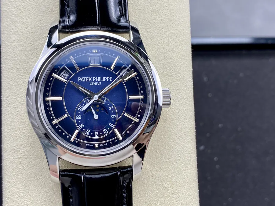 Patek Philippe Nautilus Multifunction Watch 5205G 013