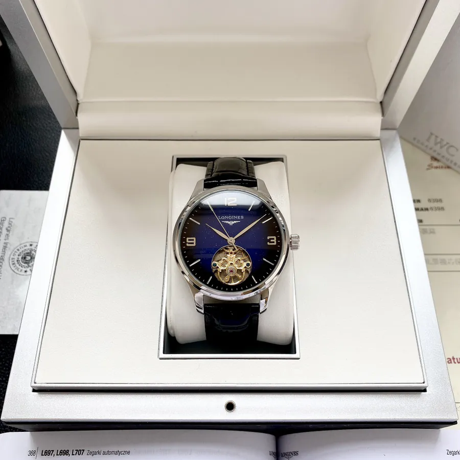 Longines Men's Watch Elegant and Stylish