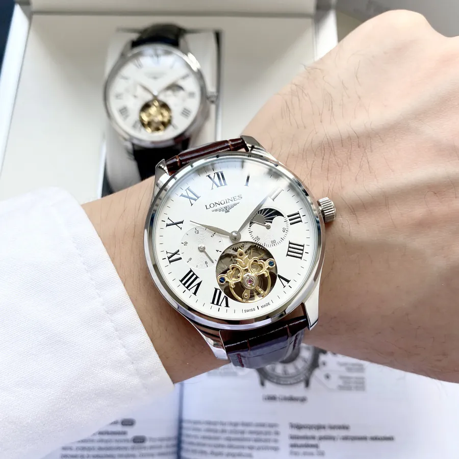 Longines Men's Watch Elegant Style, Simple Design