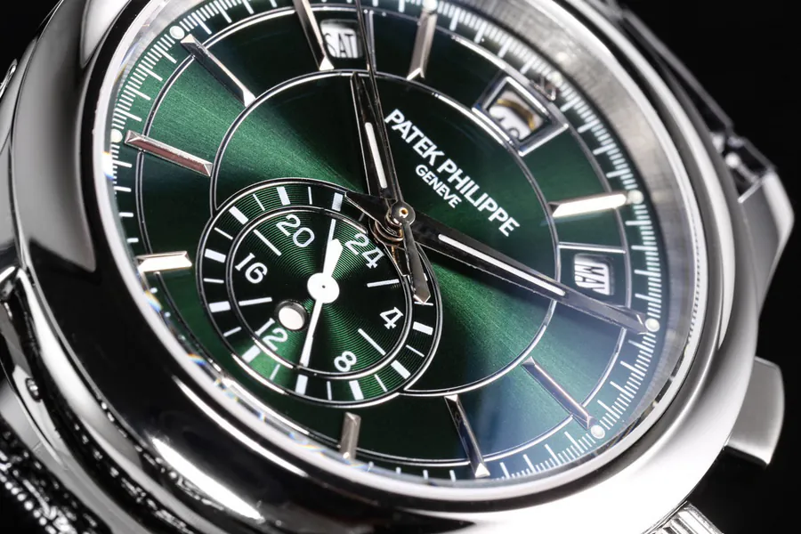 Patek Philippe Nautilus Complex Function Series 5905R 010