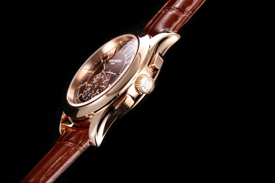 Patek Philippe Nautilus Complex Function Series 5905R 010
