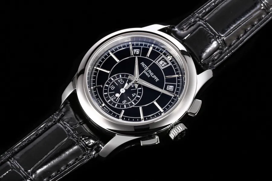 Patek Philippe Nautilus Complex Function Series 5905R 010