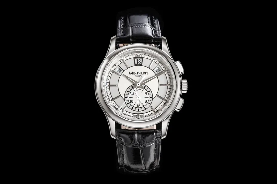 Patek Philippe Nautilus Complications Series 5905R 010