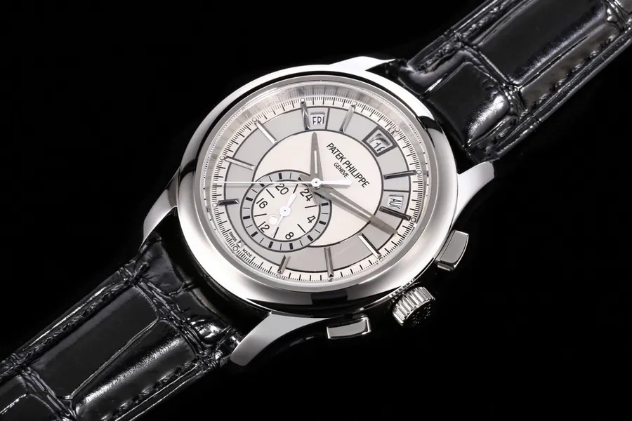 Patek Philippe Nautilus Complications Series 5905R 010