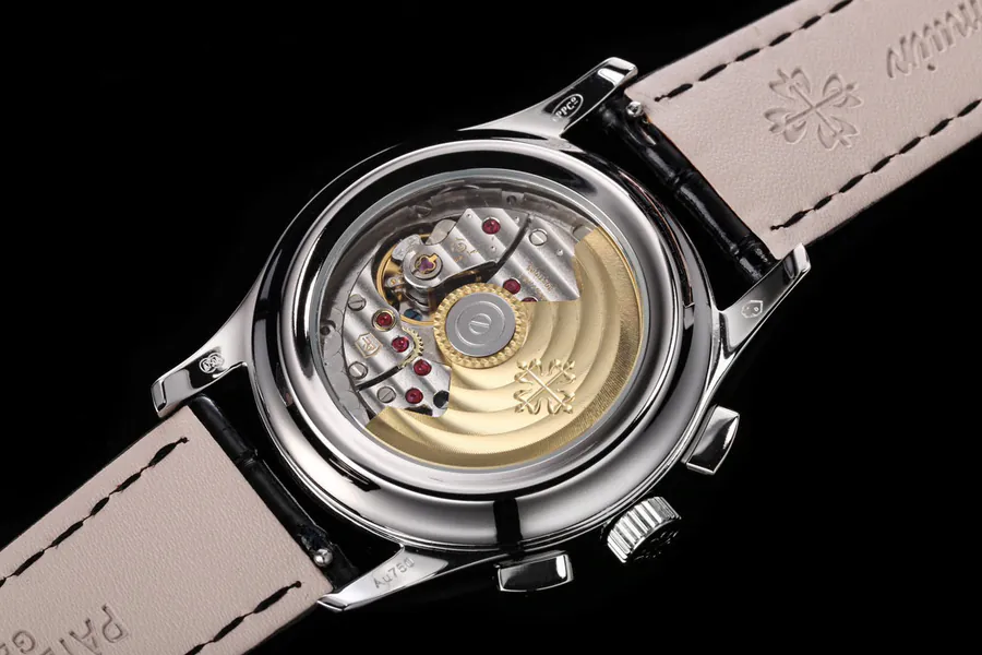 Patek Philippe Nautilus Complications Series 5905R 010