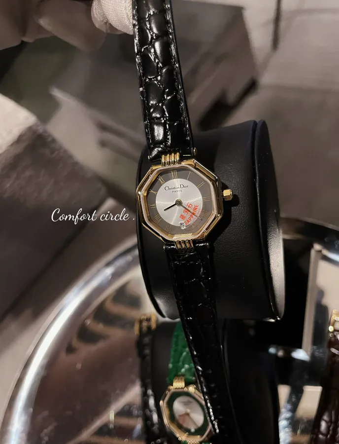 CD Calendar Polygon Vintage Watch, Unique Octagonal Design