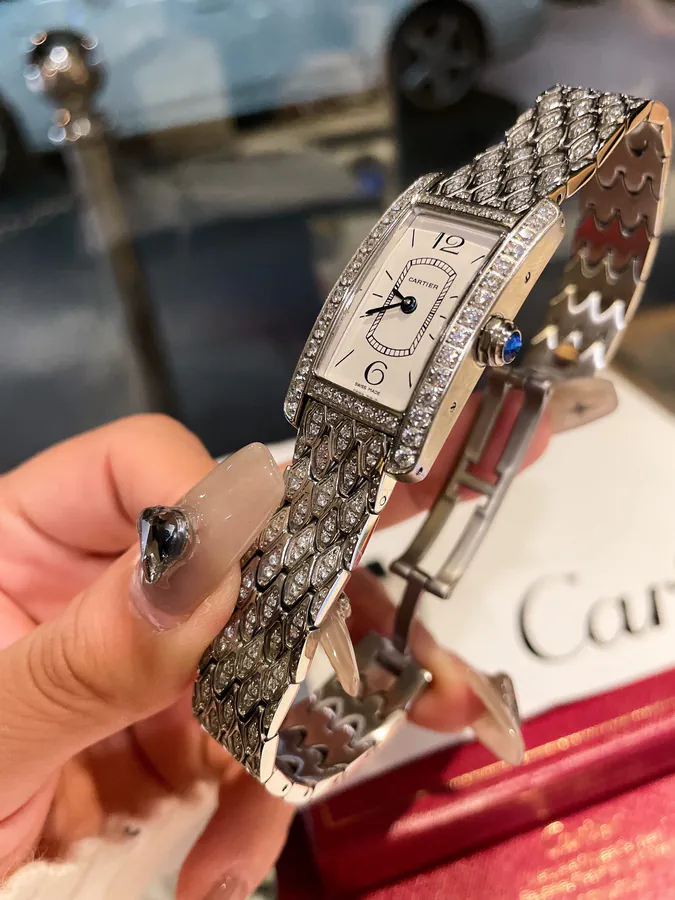 Tank Américaine Watch (Cartier American Tank Series) Small Size