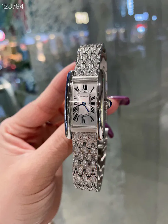 Tank Américaine Watch (Cartier American Tank Series) Small Size