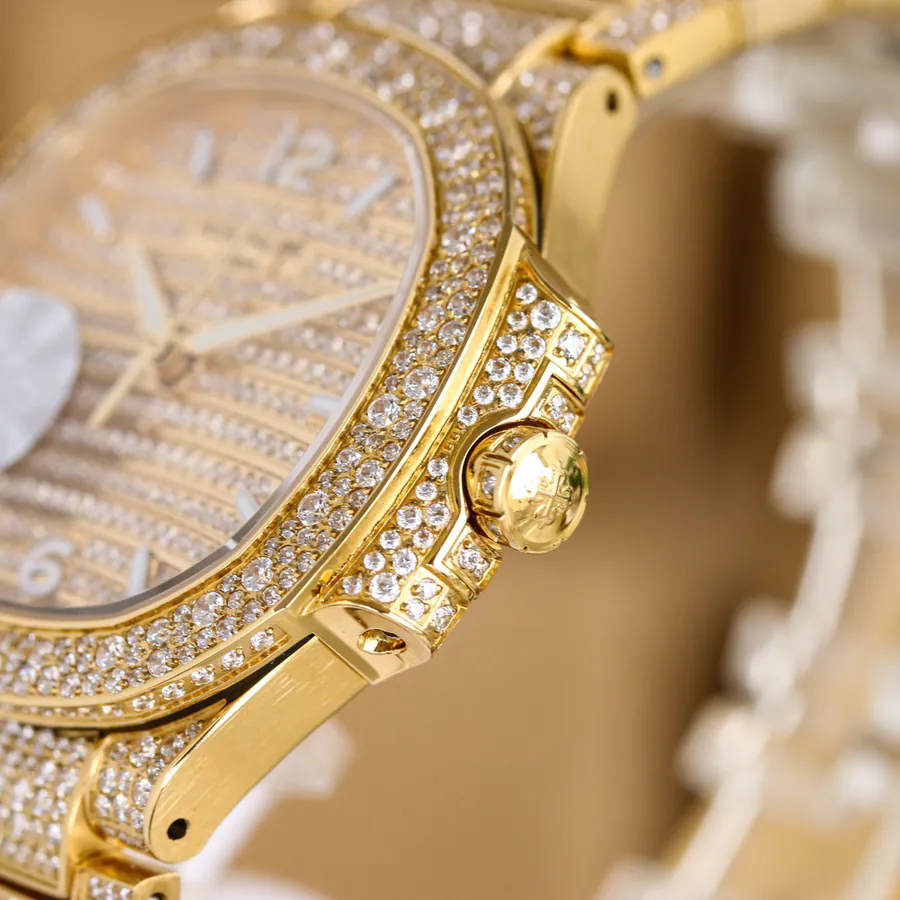 Patek Philippe 7118 Ladies Nautilus Full Diamond, Snowflake Setting