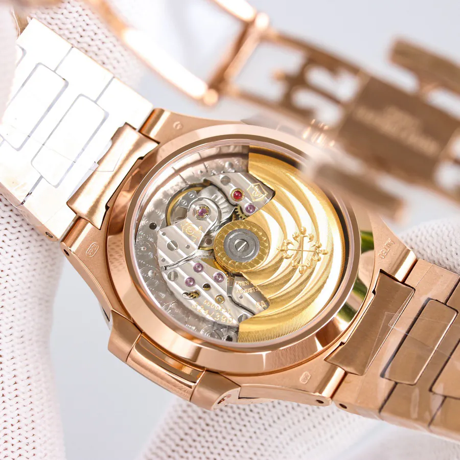 GR Patek Philippe 7014 Ladies Nautilus Watch