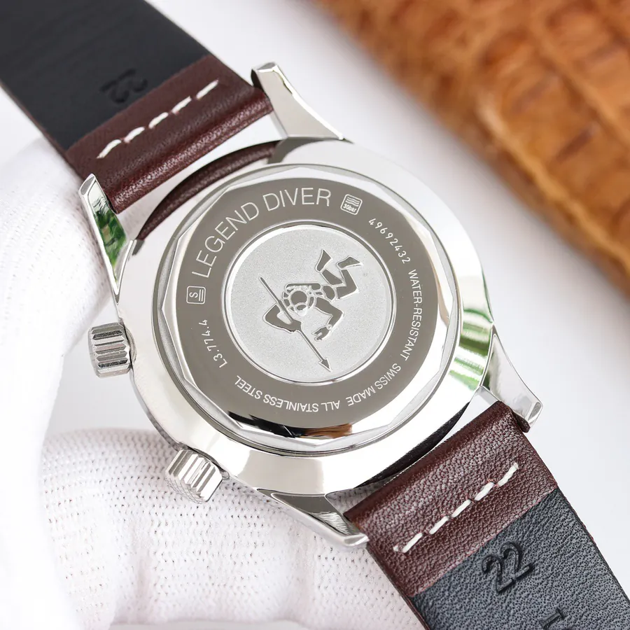 LONGINES Legend Diver Classic Diver Watch, Elegant and Versatile